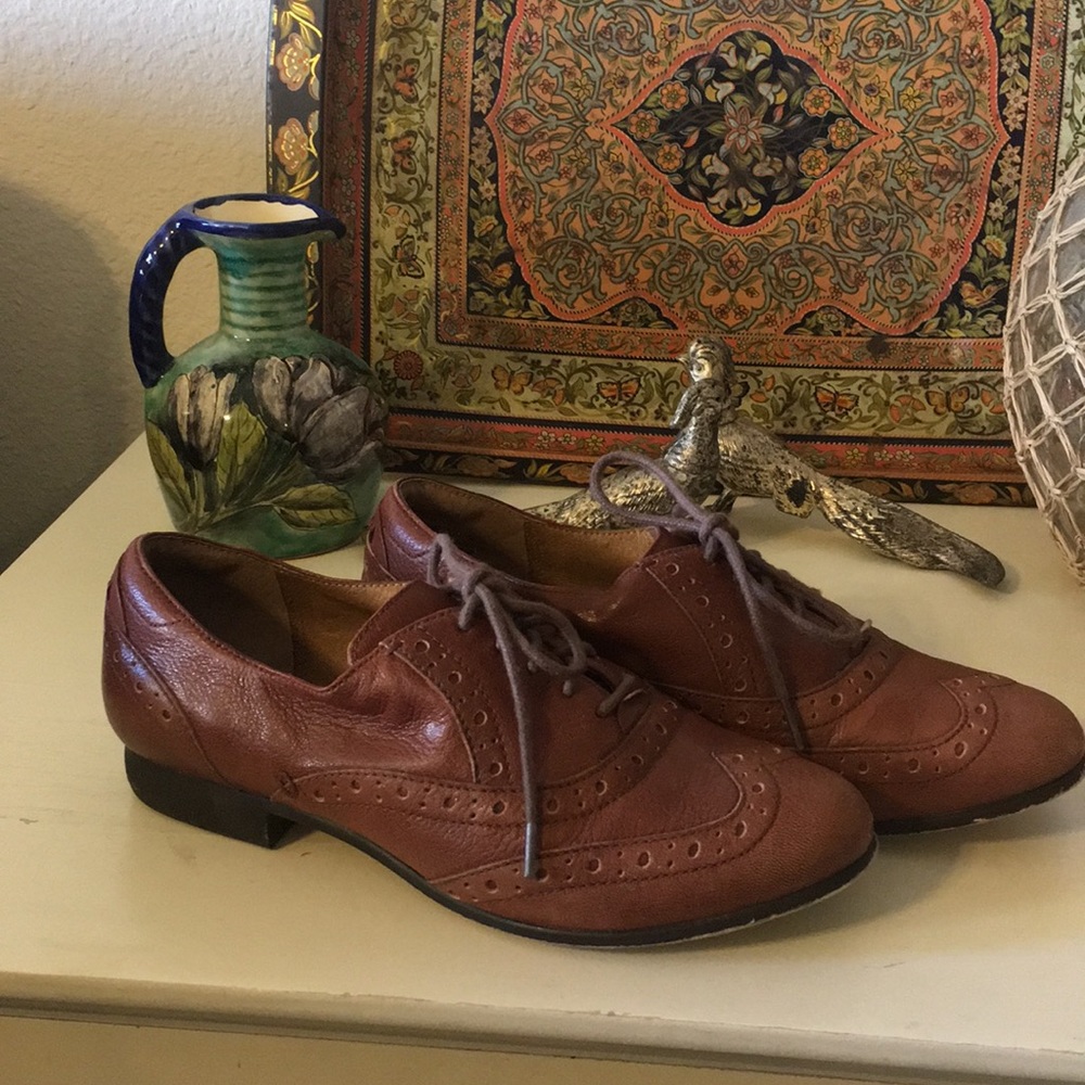 Clarks Indigo brown Oxford shoes size 5.5